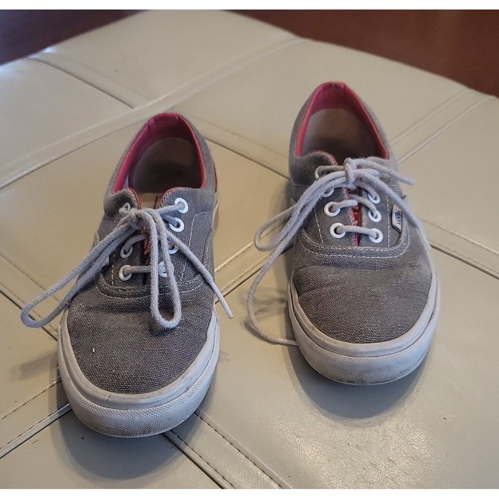 Vans Gray Low Top Tribal Shoes Sizes Mens‎ 5.5 womens 7
